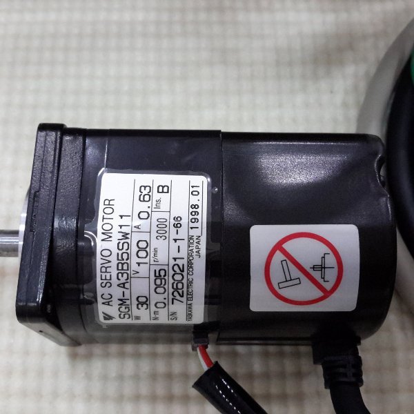 Servo Drive Yaskawa รุ่น SGDA-A3BSY138 & Motor SGM-A35SW11, 100v, 30W