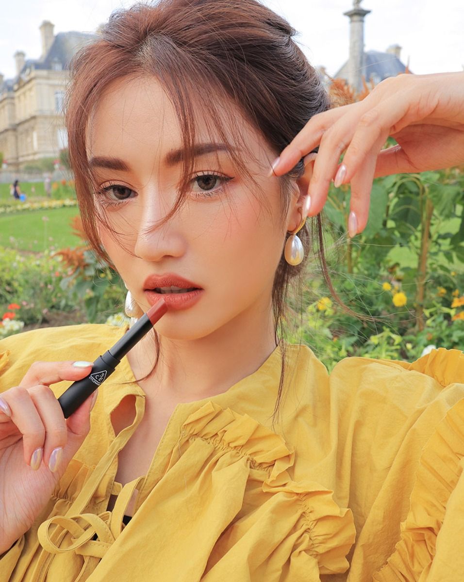 ลิปเนื้อเวลเวตแมท 3CE Slim Velvet Lip Color สีSimple Stay