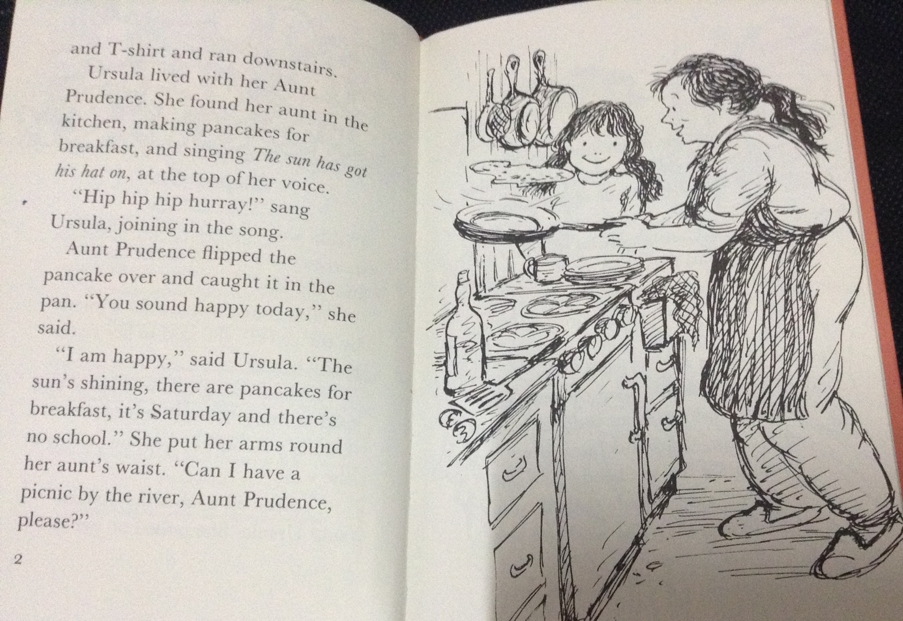 Ursula Swimming ปกแข็ง ราคา 110