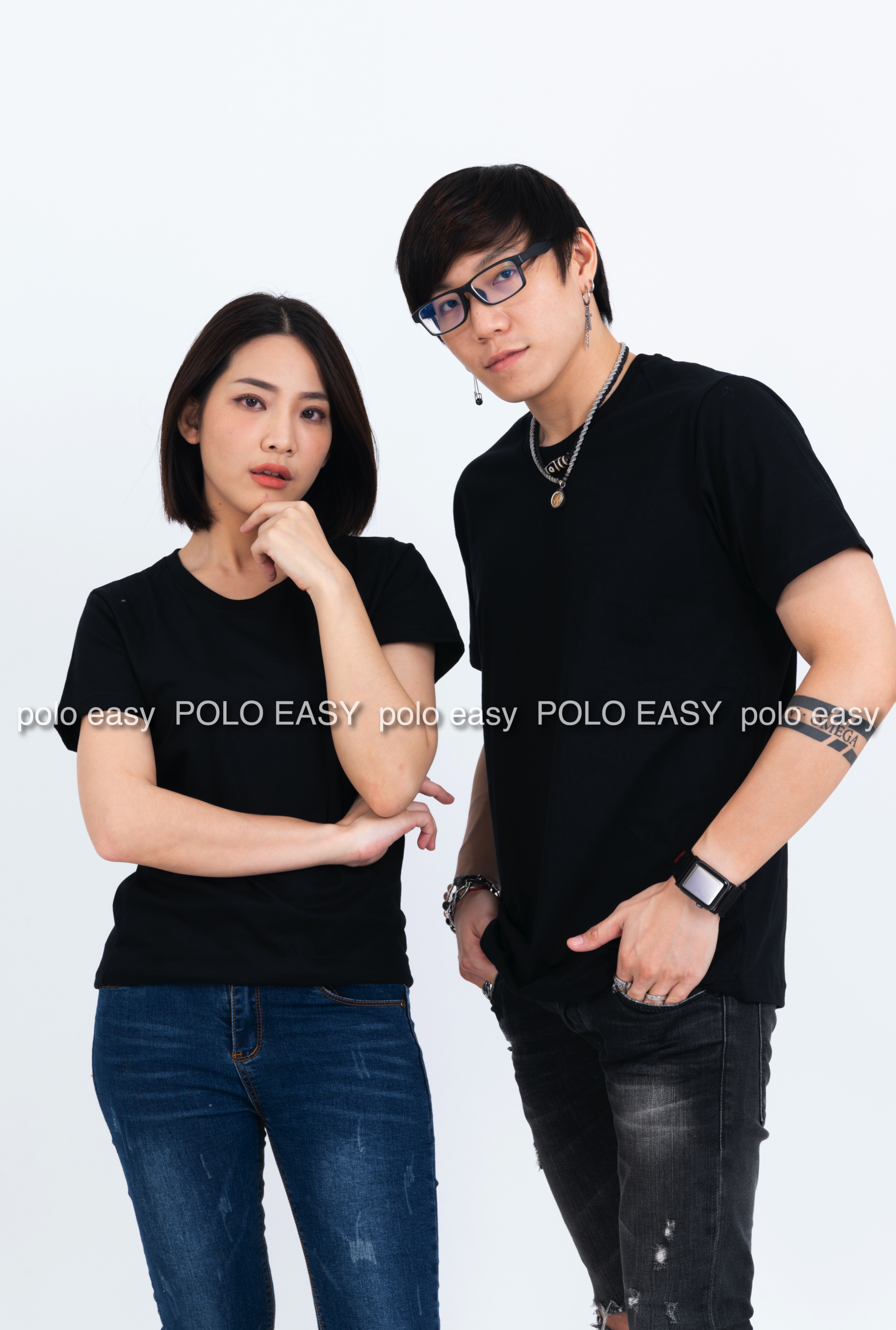 S เสื้อยืด สีดำ คอกลม แขนสั้น Size S