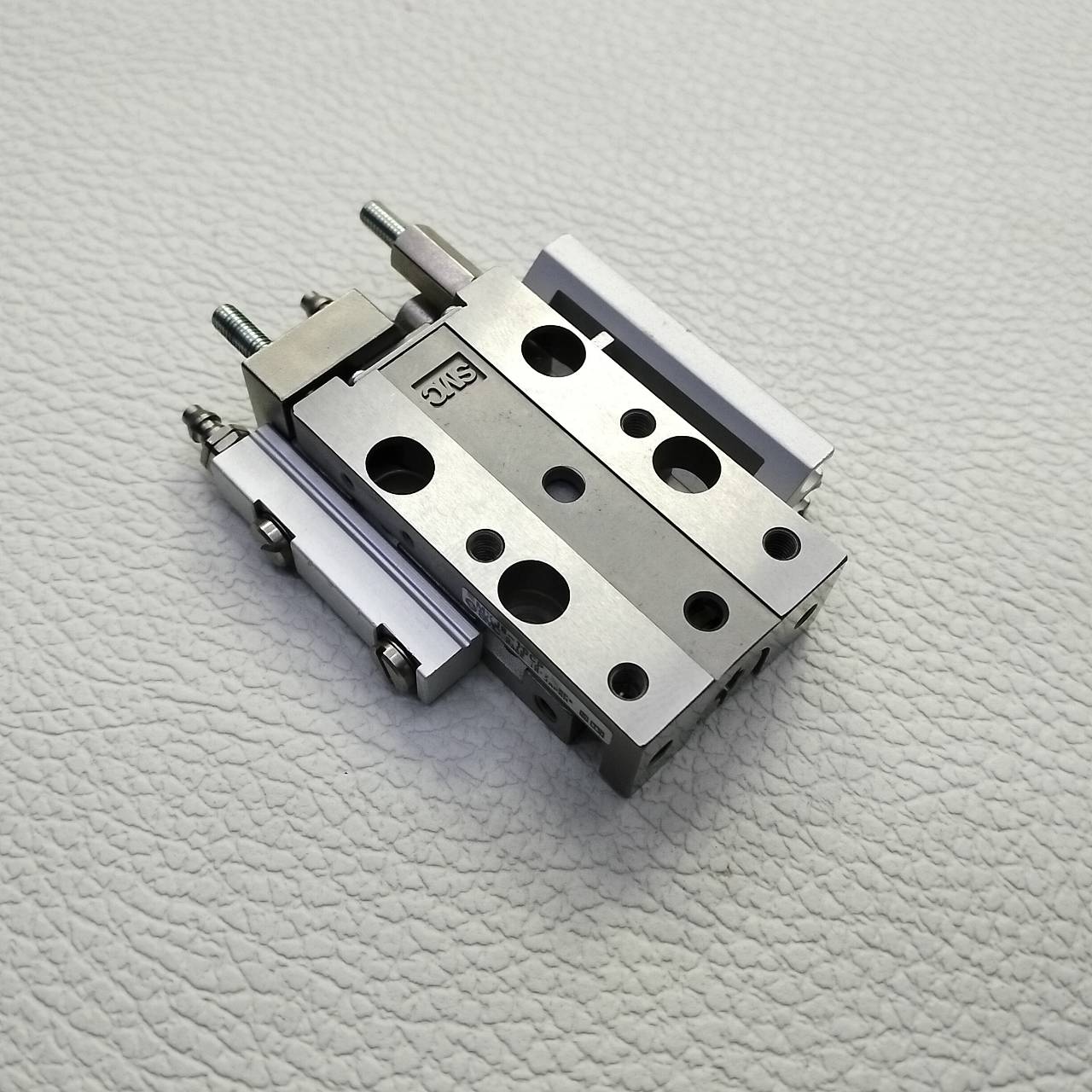 Guide Cylinder SMC รุ่น MXJ8-10CP, Bore 8 mm., Stroke 10 mm.