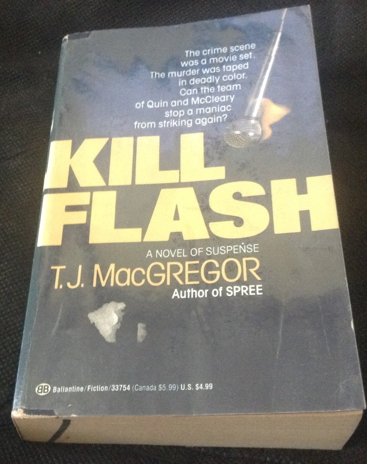 Kill Flash by T.J. MacGregor ราคา 90