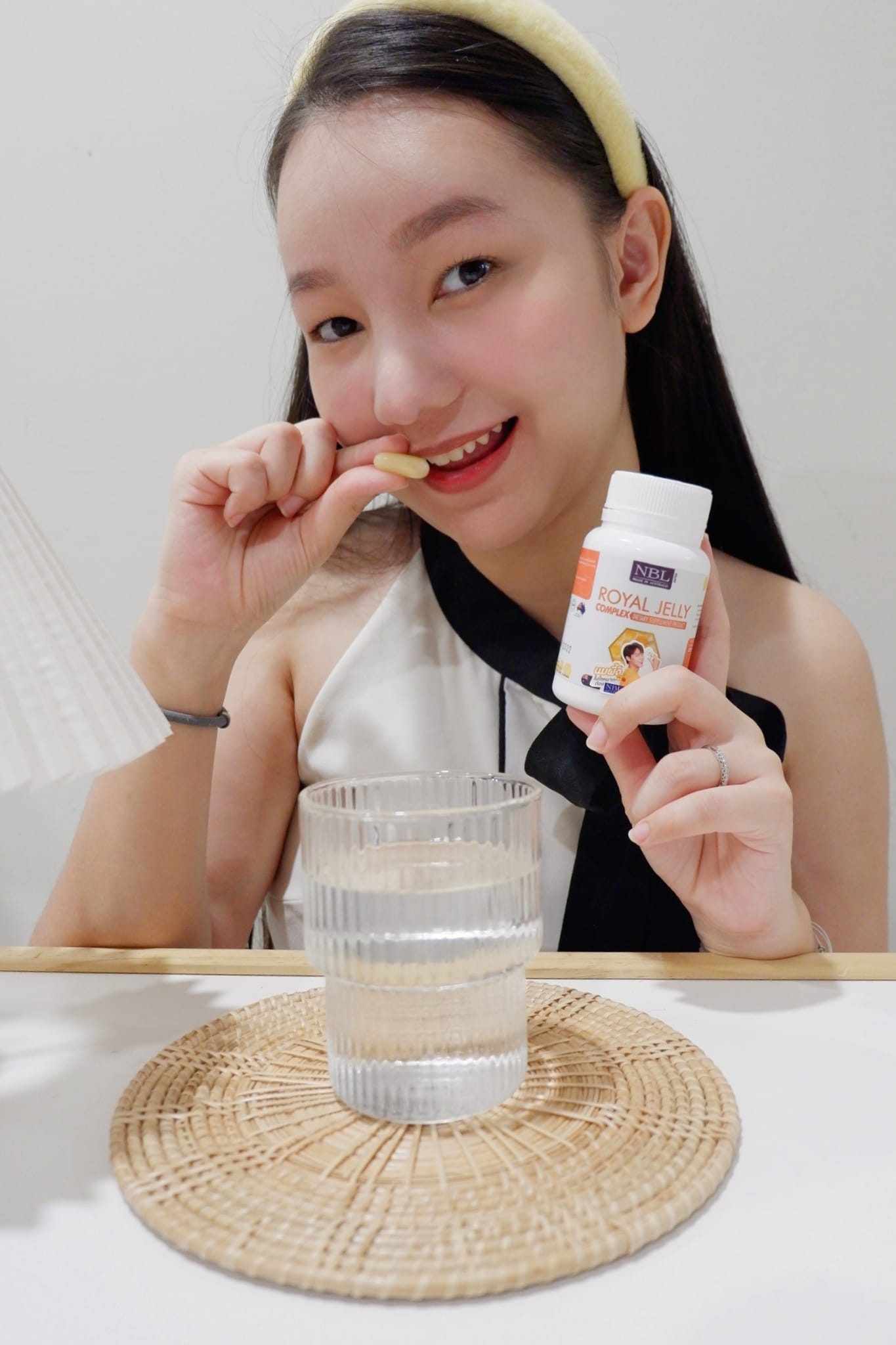 NBL Royal Jelly Complex นมผึ้งสูตรใหม่ (30 แคปซูล)