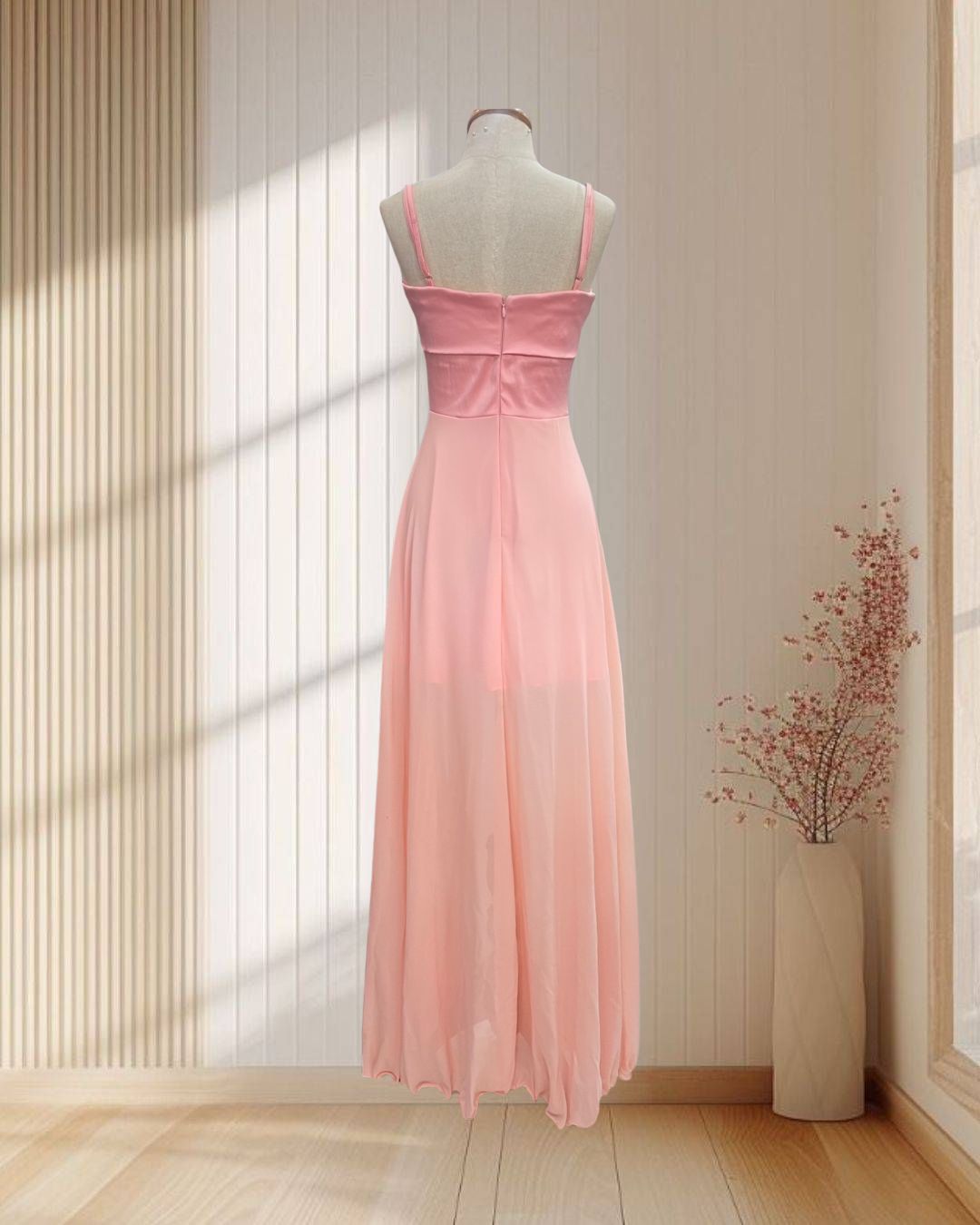 (PRE-LOVED) เดรสยาวสีโอรส สายเดี่ยวปรับได้ แต่งโบว์ด้านหน้า เซ็กซี่เล็กๆ ไซส์ S