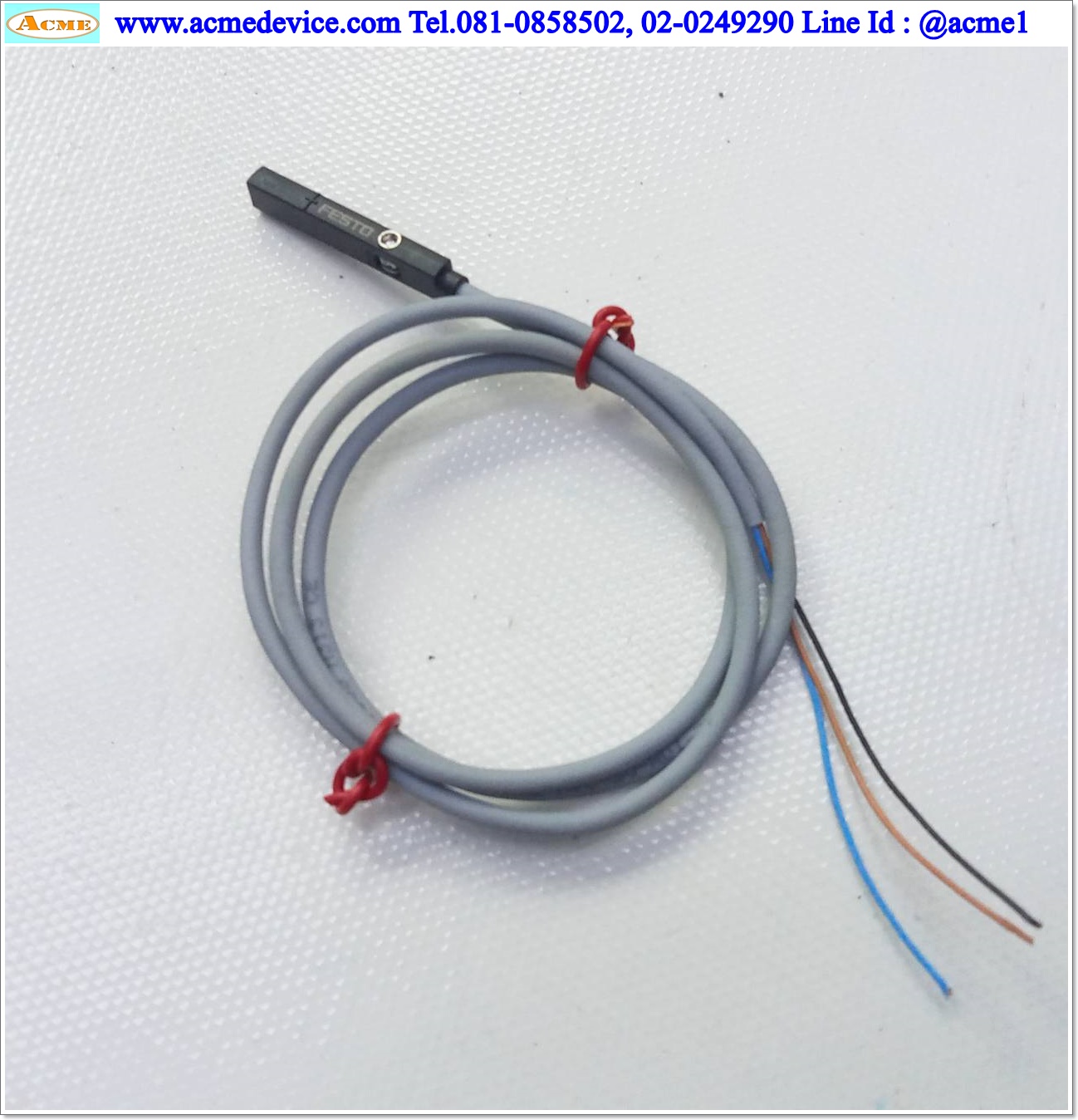 Reed Switch FESTO รุ่น SME-10M-DS-24V-E-2.5-L-0E, 3 wire, Contacting bipolar, N.O., 24V AC/DC