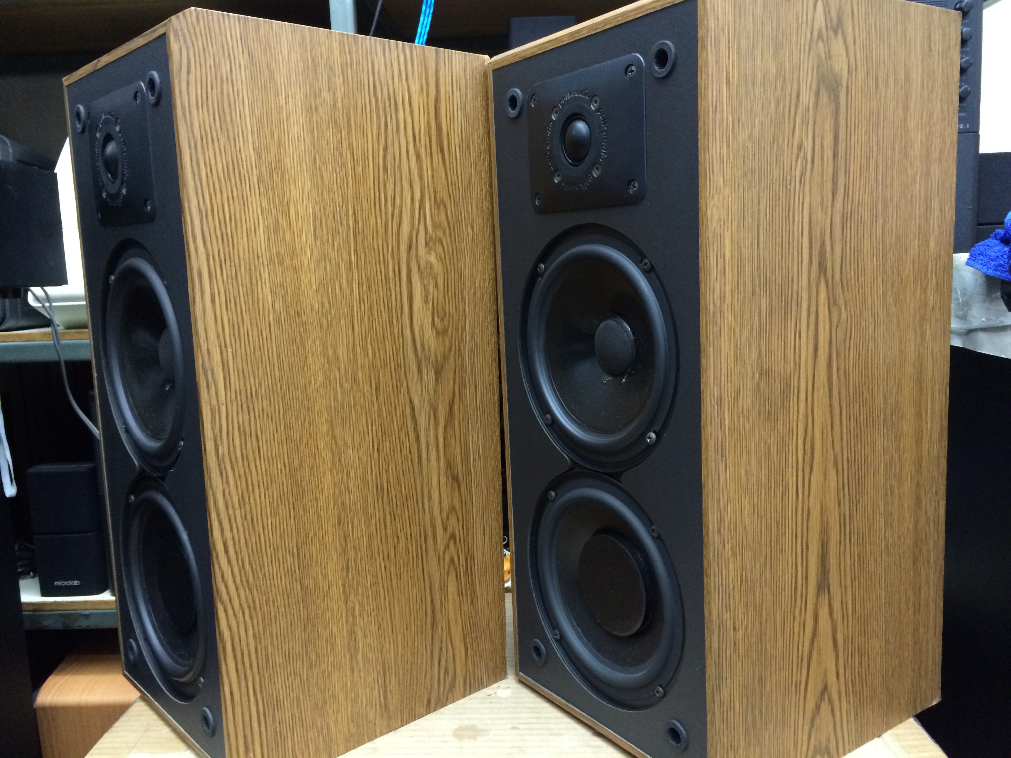 ลําโพงวางหิ้ง Polk Audio Monitor 5jr