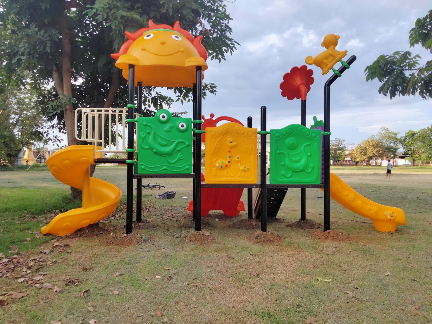 เครื่องเล่นสนาม ชุด ปราสาทผลไม้ เครื่องเล่นส่งเสริมไม่ใด้เด็กเครียด