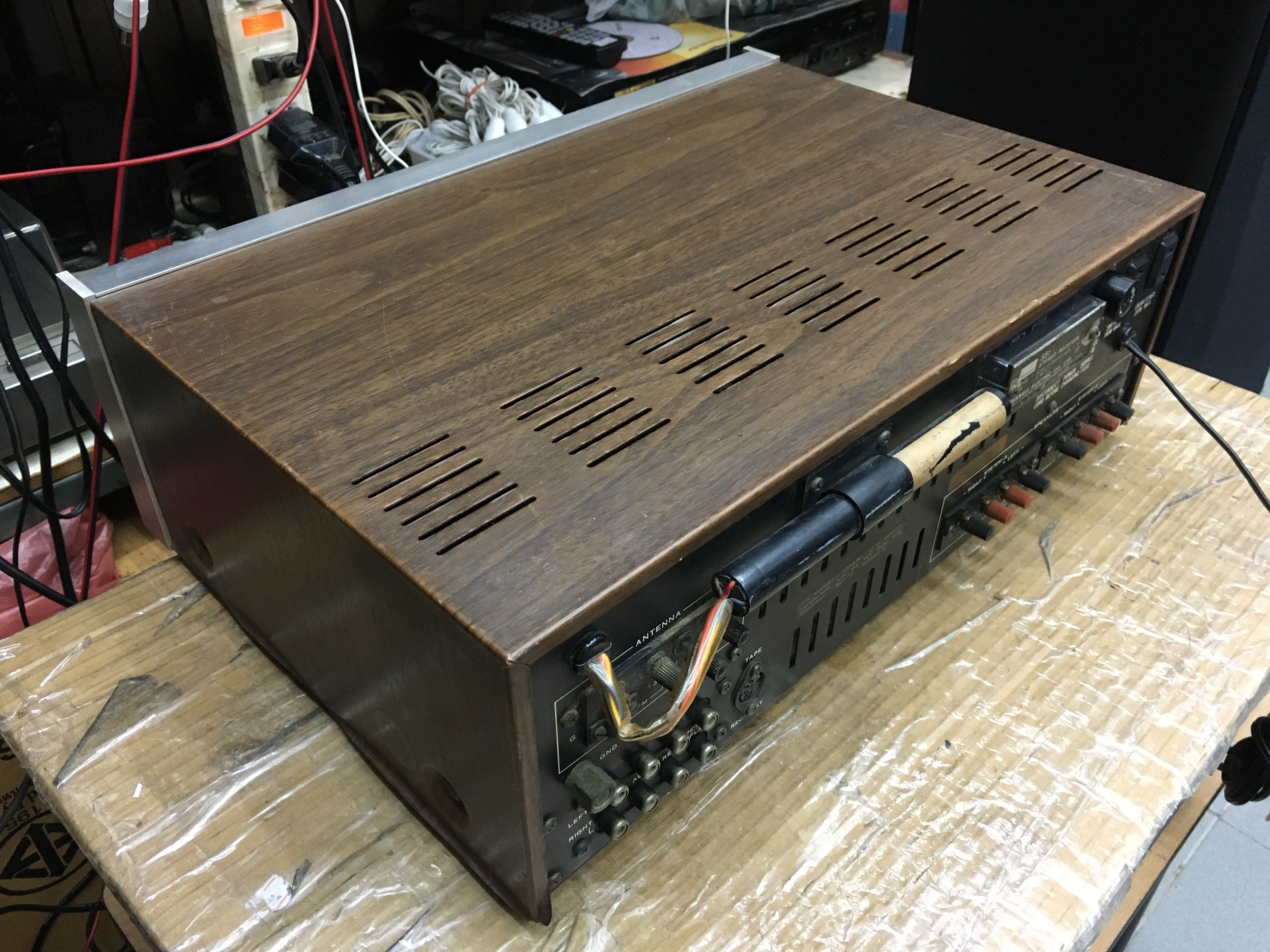 Sansui 551