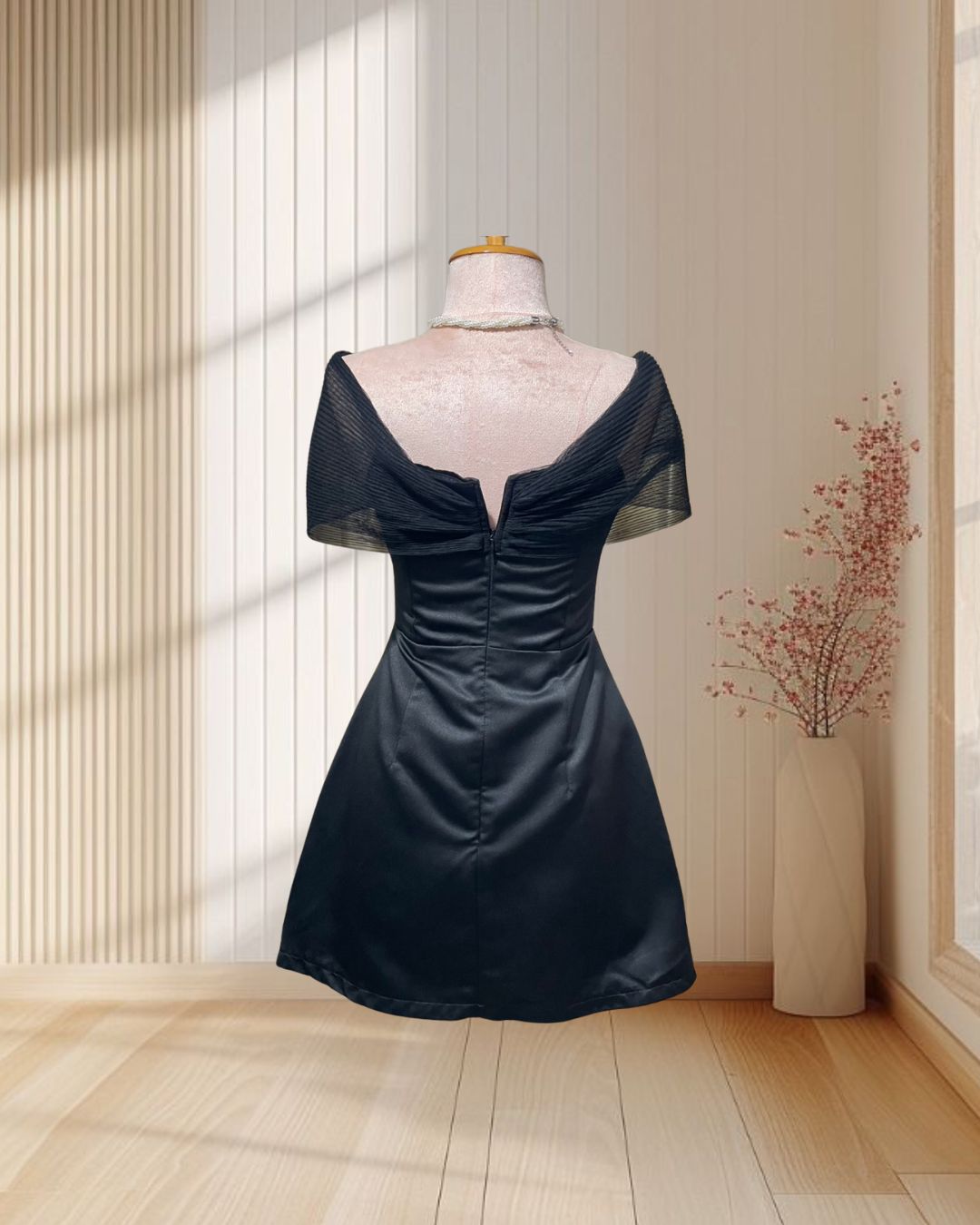 (NEW) ราตรีสั้นสีดำ เกาะอก ผ้าคลุมมุ้ง มีครอเซ็ท ไซส์ XS