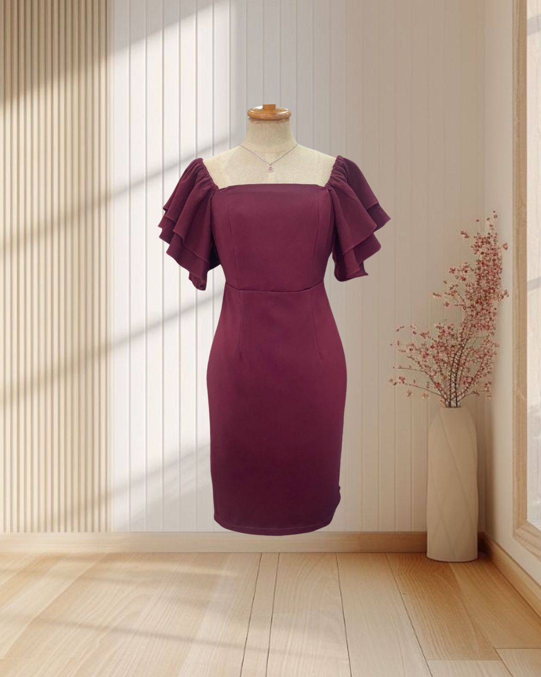 ราตรีสั้น สีแดง แต่งแขนระบาย กระโปรงทรงสอบ ไซส์ L
