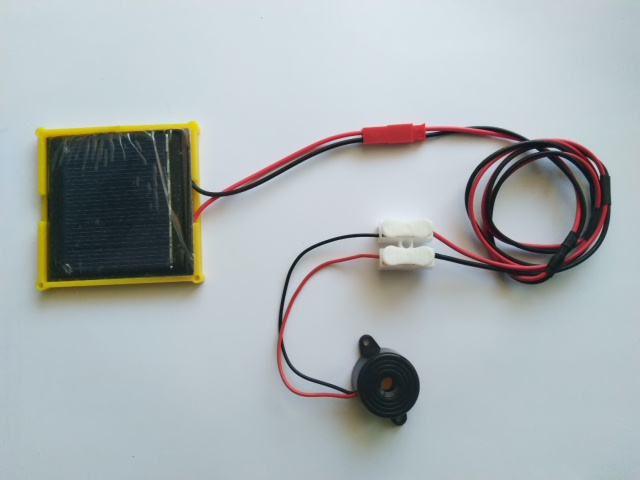 ชุดสนุกกับสายลมและแสงแดด