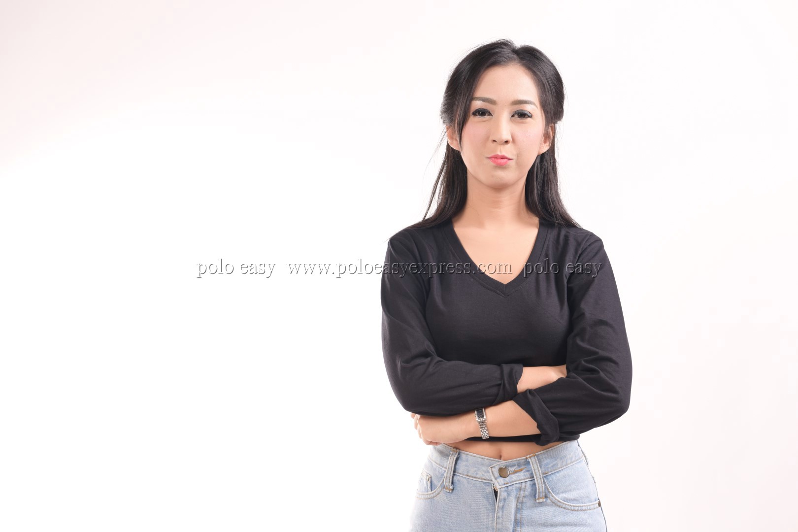เสื้อยืด สีดำ คอวี แขนยาว Size 2XL