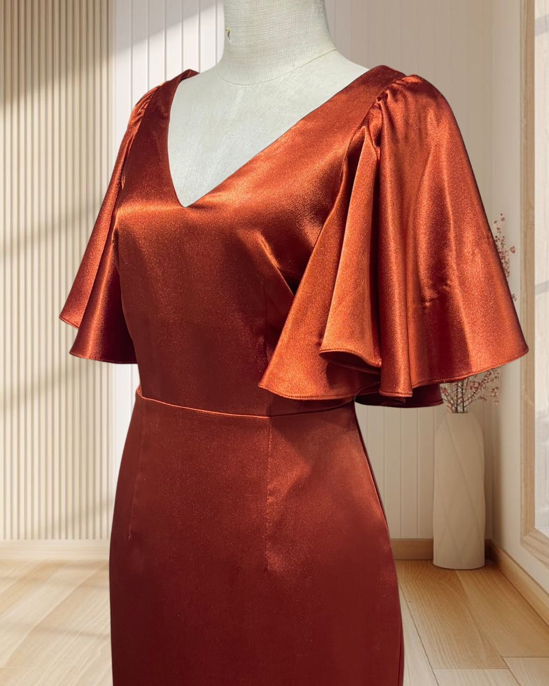 (PRE-LOVED) ราตรีสั้นสีส้มอิฐ คอวีแขนย้วย ไซส์ L