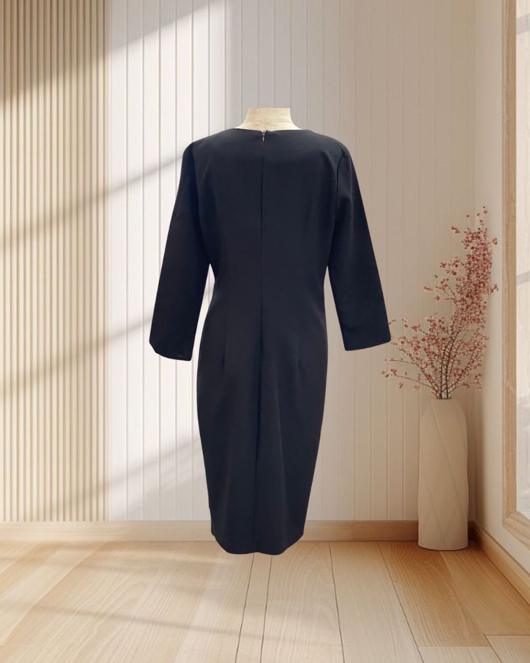 เดรสสั้นสีดำ แขนยาว แบบเรียบๆ ไซส์ XL