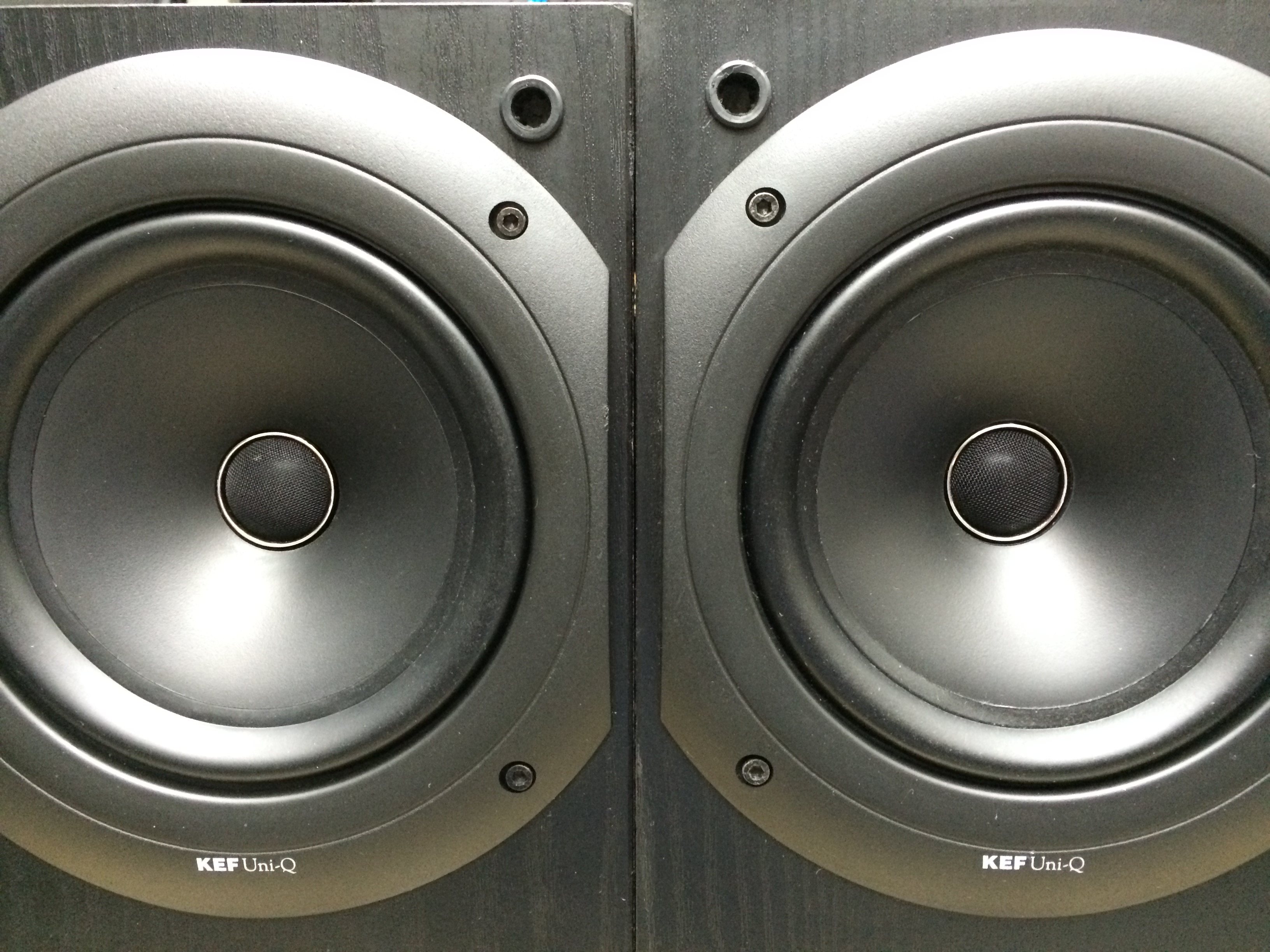 ลำโพงวางหิ้ง KEF Q10 SP3168