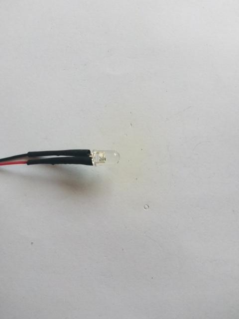 หลอด LED ขนาด 5 ม.ม. แสงสีรุ้ง