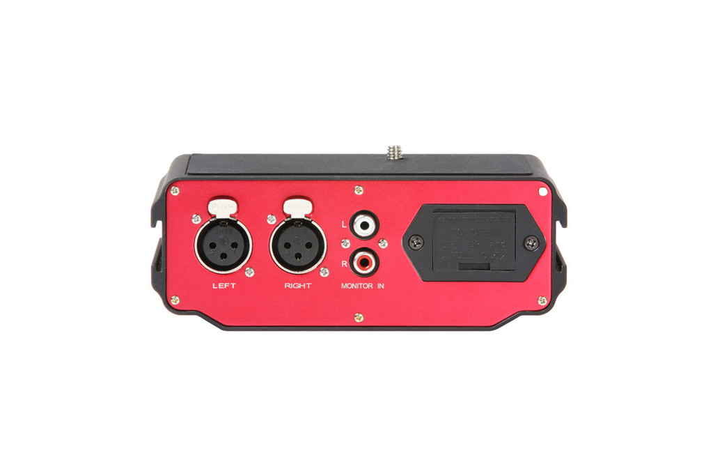 Saramonic SR-AX104 Two-Channel XLR Audio Adapter with Preamplifiers รับประกันศูนย์ไทย 1 ปี