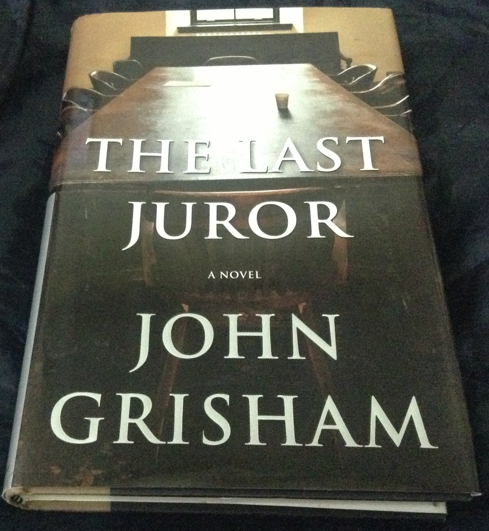 (สั่ง9จ่าย7) The Last Juror by John Grisham ปกแข็ง ราคา 360