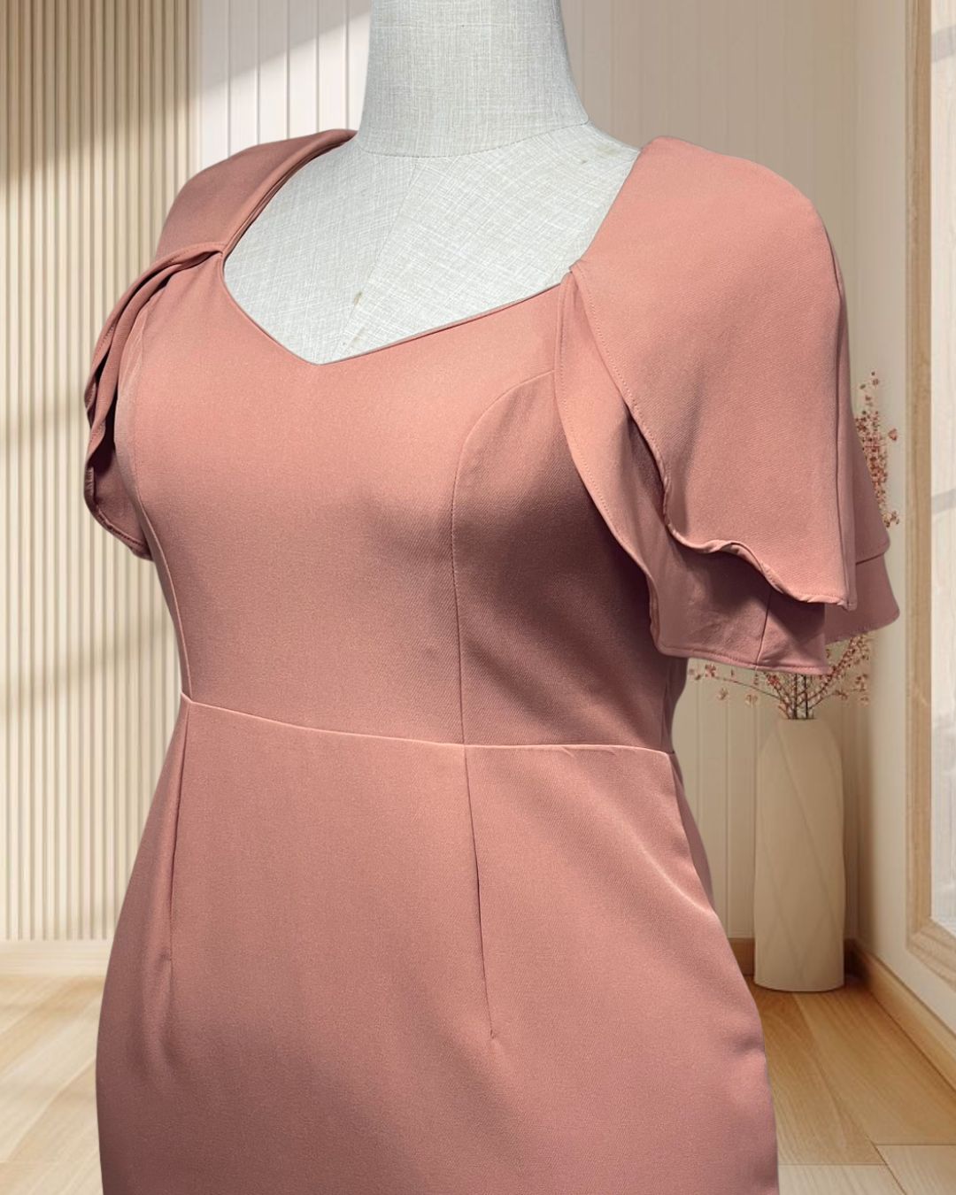 (PRE-LOVED) ชุดราตรีสั้นผ้าโคโค่แขน2ชั้นระบายย้วยเรียบสีส้ม2XL