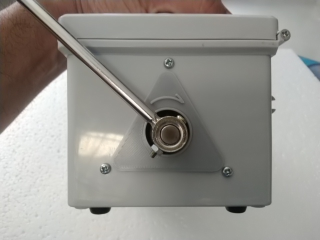 เครื่องปั่นไฟมือหมุน 3 IN 1