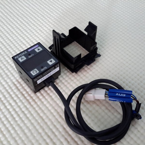 Pressure Keyence รุ่น AP-40ZA , Zero shift type, NPN, Analog out 1-5V, for AP-41M, AP-41, AP-43, AP-44, AP-48