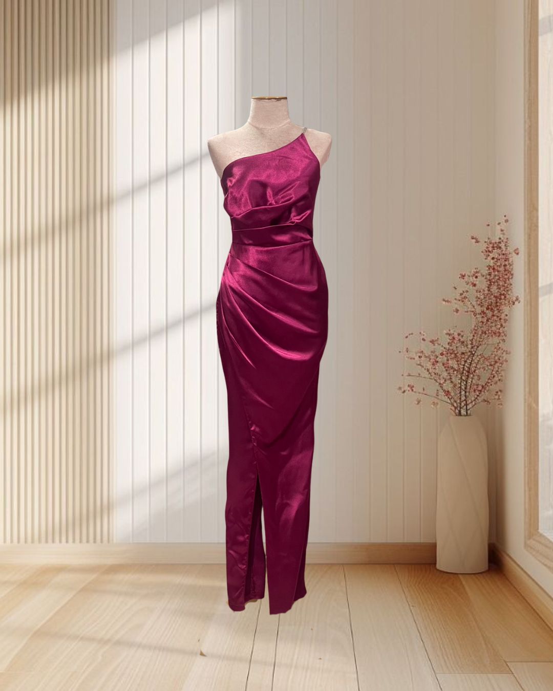 (PRE-LOVED) ราตรียาวสีชมพูอมม่วง สายเดี่ยวเพชร บ่าเฉียง ไซส์ S