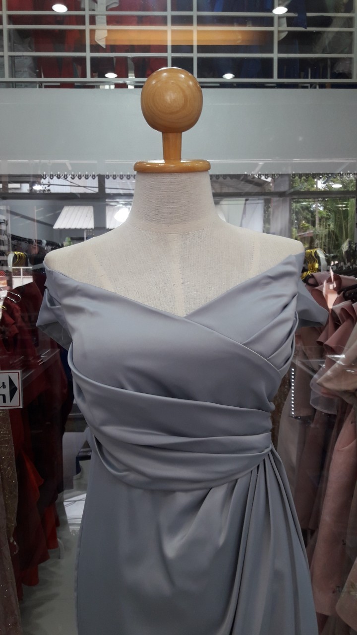 (PRE-LOVED) ยาวเทาปาดไหล่จีบอก(2XL) มือ2