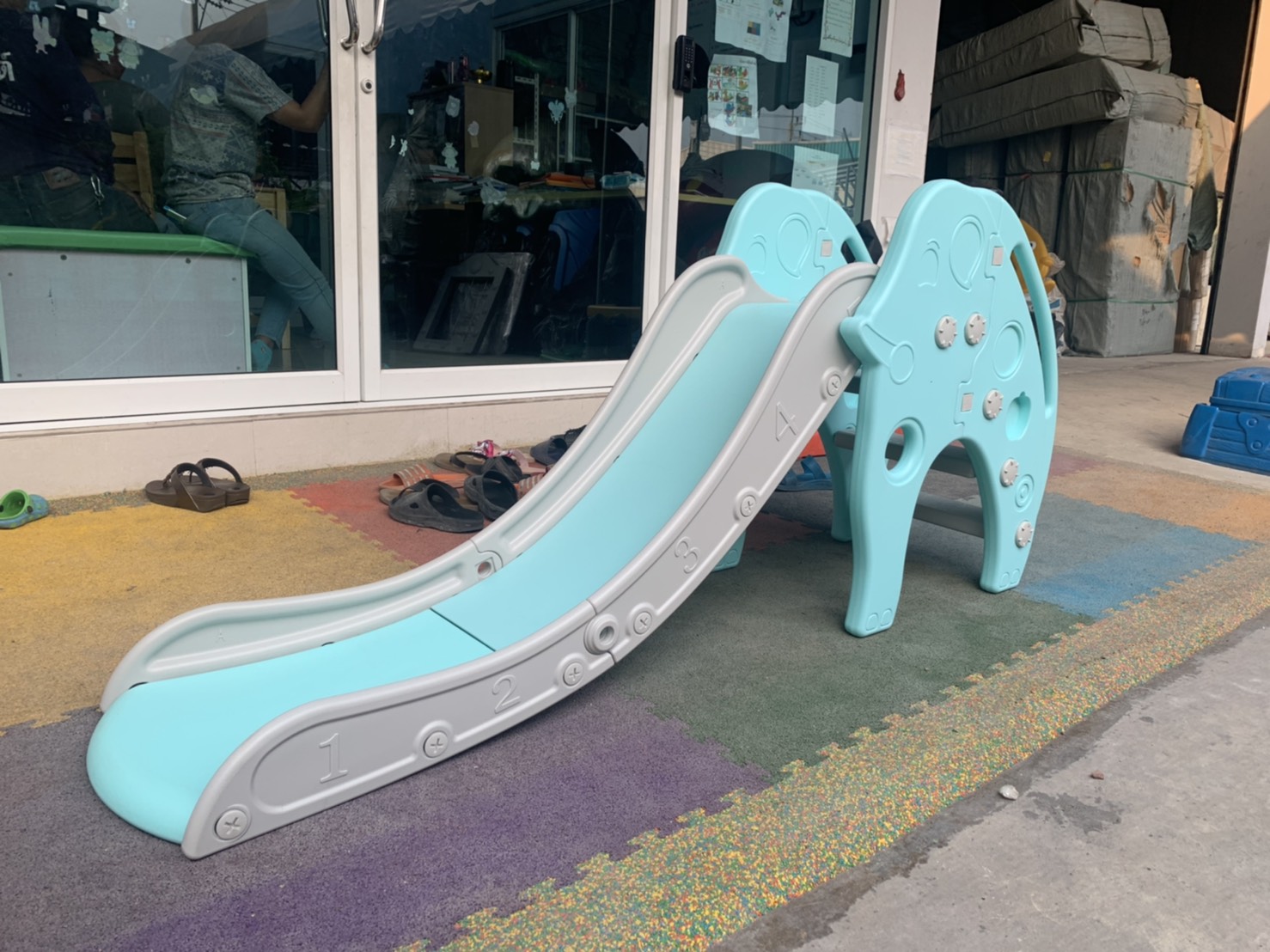 กระดานลื่นช้าง