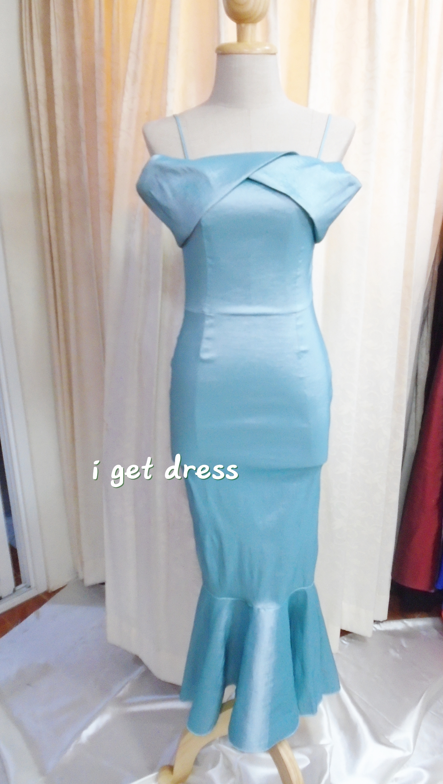 ชุดราตรี สีฟ้าน้ำทะเล เข้ารูปหางปลา(S)