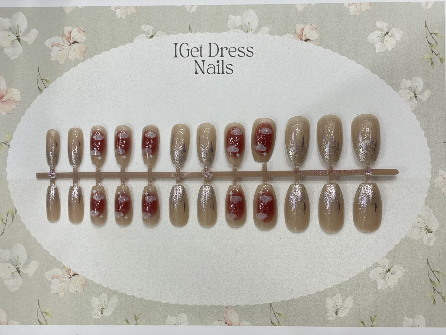 เล็บปลอม