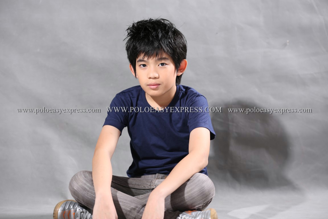 เสื้อยืดเด็ก สีกรมท่า คอกลม แขนสั้น Size L