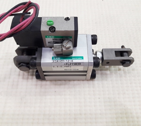 Solenoid Valve CKD รุ่น XCA-20-12-R-FL215839, + 3PB119-M1, 0.3-0.7 MPa