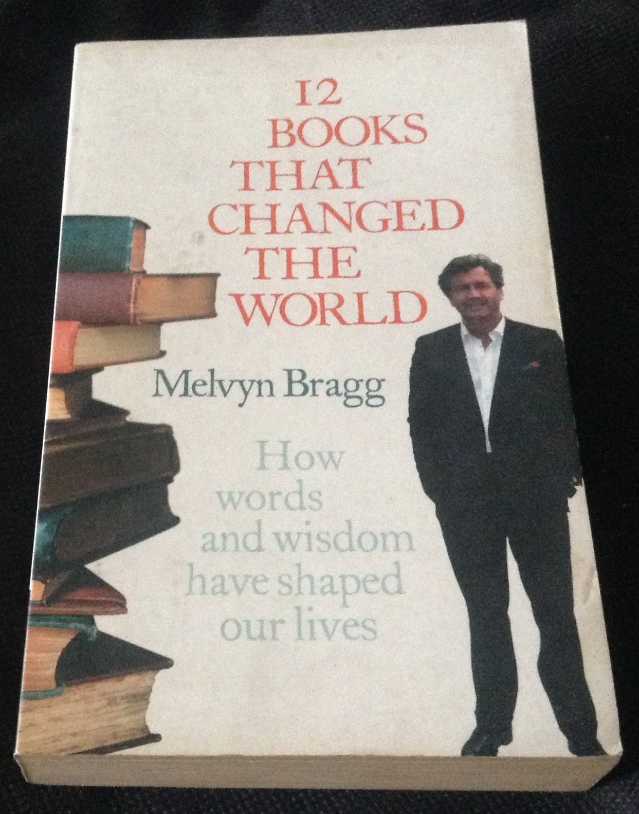 12 Books That Changed the World by Melvyn Bragg ราคา 100