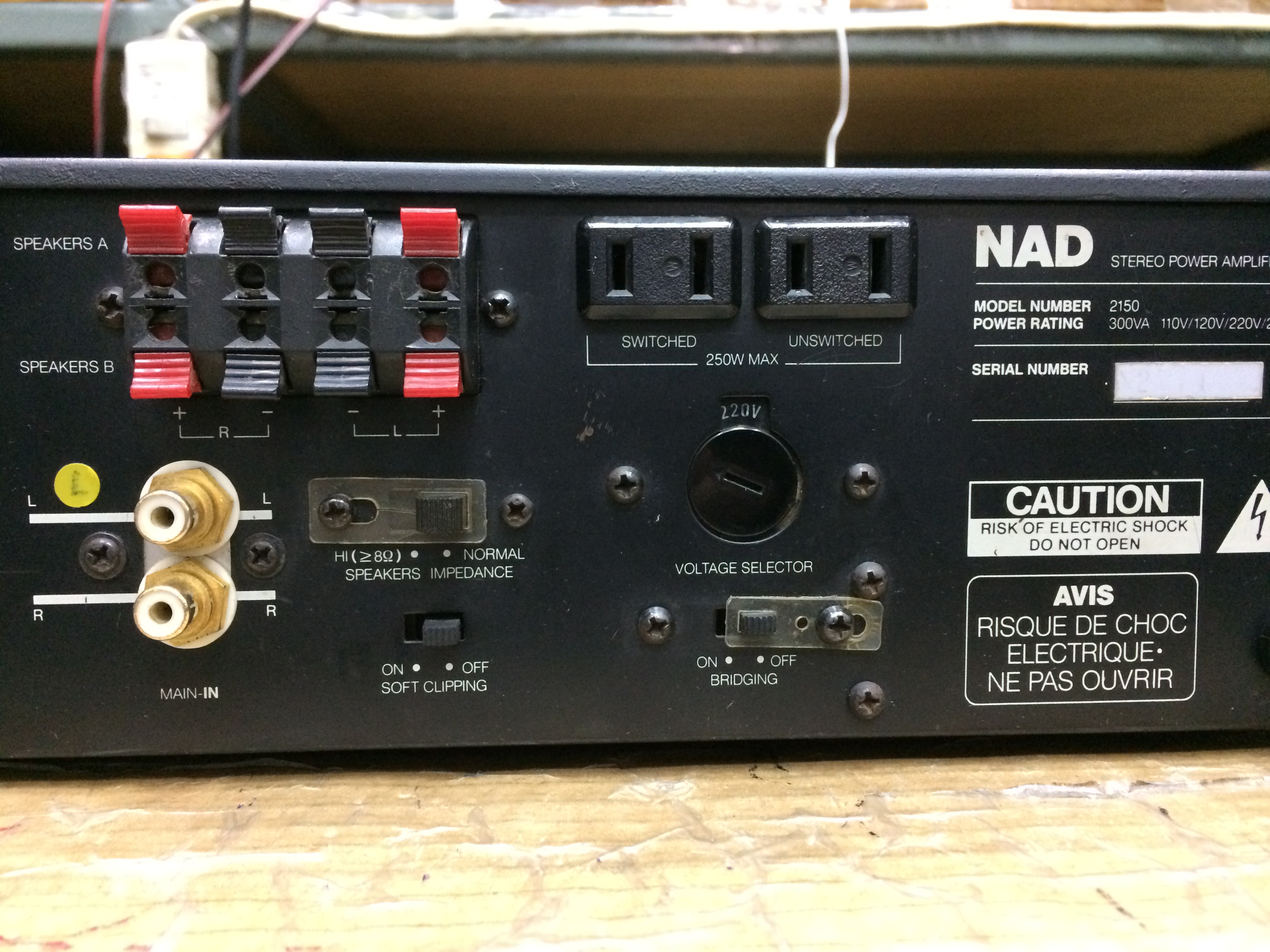 NAD 2150 Stereo Power Amplifier