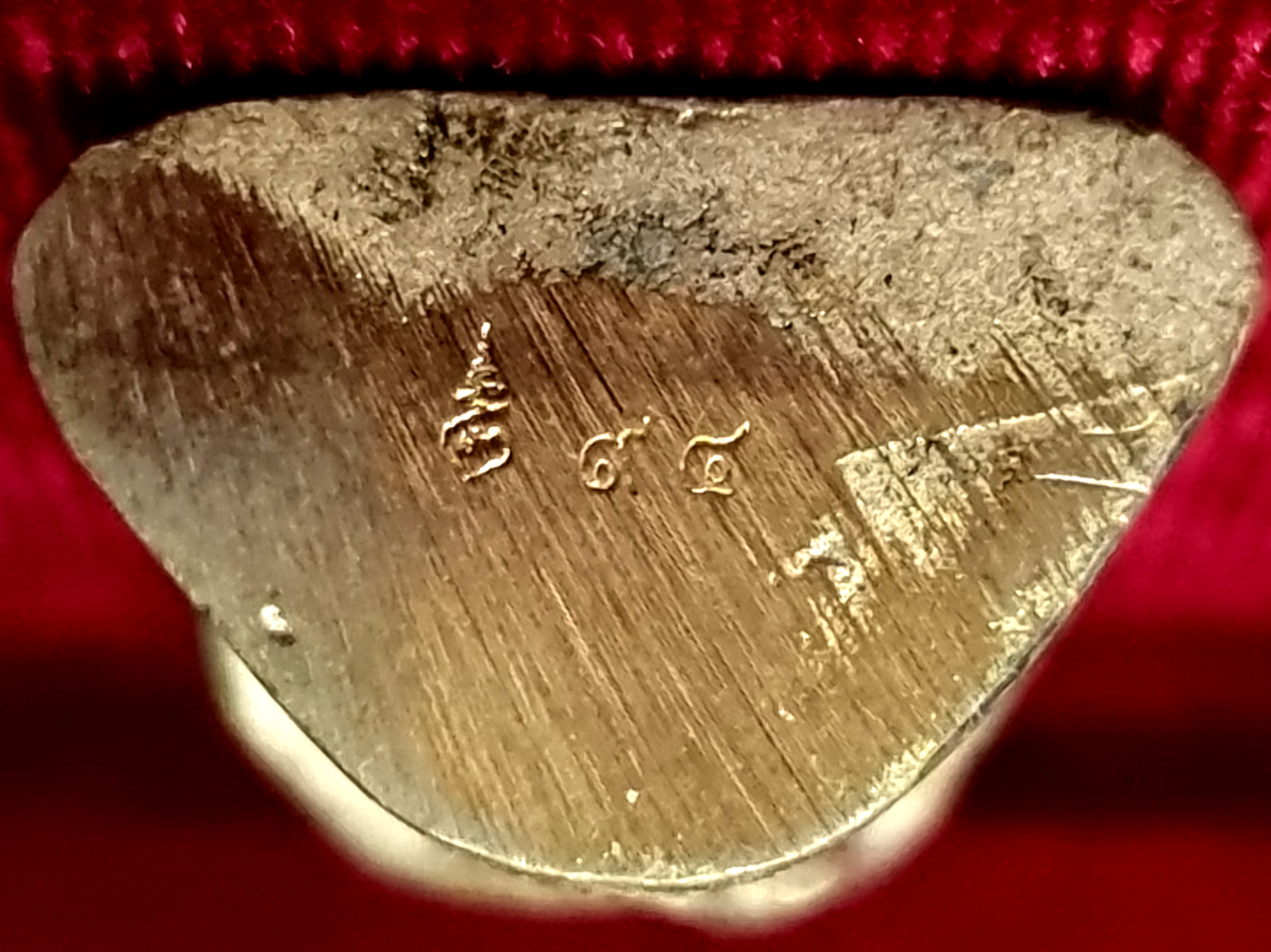 บรมครูฤษี พ่อแก่เพชรฉลูกันฑ์ ปรางอฐิฐานจิตสัมฤทธิ์ผล หลวงพ่อพัฒน์ วัดห้วยด้วน นครสรรค์ ปี ๒๕๖๓ ตอกโค๊ดใต้ฐานเลข ๙๔ กล่องเดิม