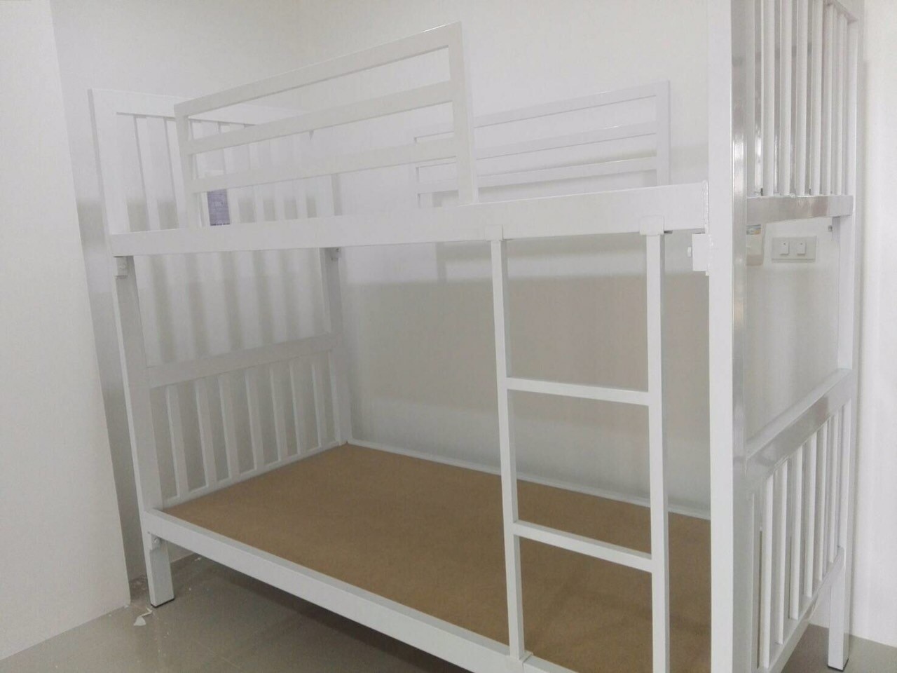 เตียงเหล็ก 2 ชั้น เหล็กหนา 3'' มีทั้งขนาด 3 ฟุต หรือ 3.5 ฟุต