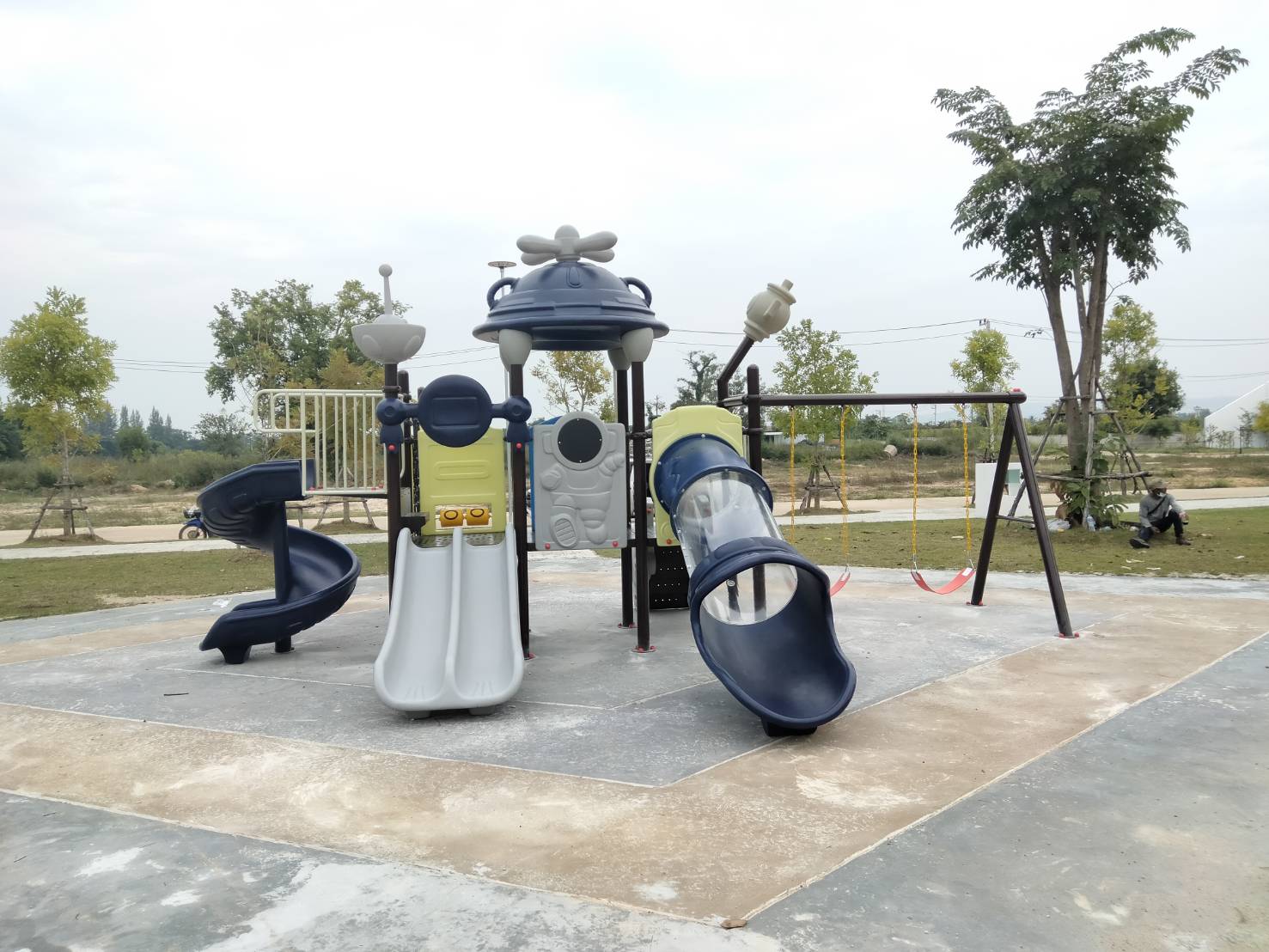 เครื่องเล่นสร้างจินตนาการ เครื่องเล่นชุด ปีนป่ายอวกาศพร้อมชิงช้า