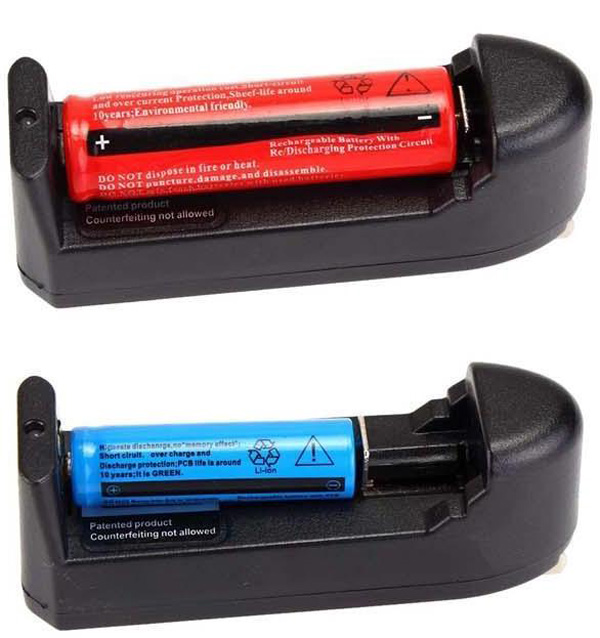 ที่ชาร์จแบตเตอร์รี่ แบบ All in One (Universal Battery Charger) หัวปลั๊กแบบ US สำหรับแบต 3.7V 14500 18650