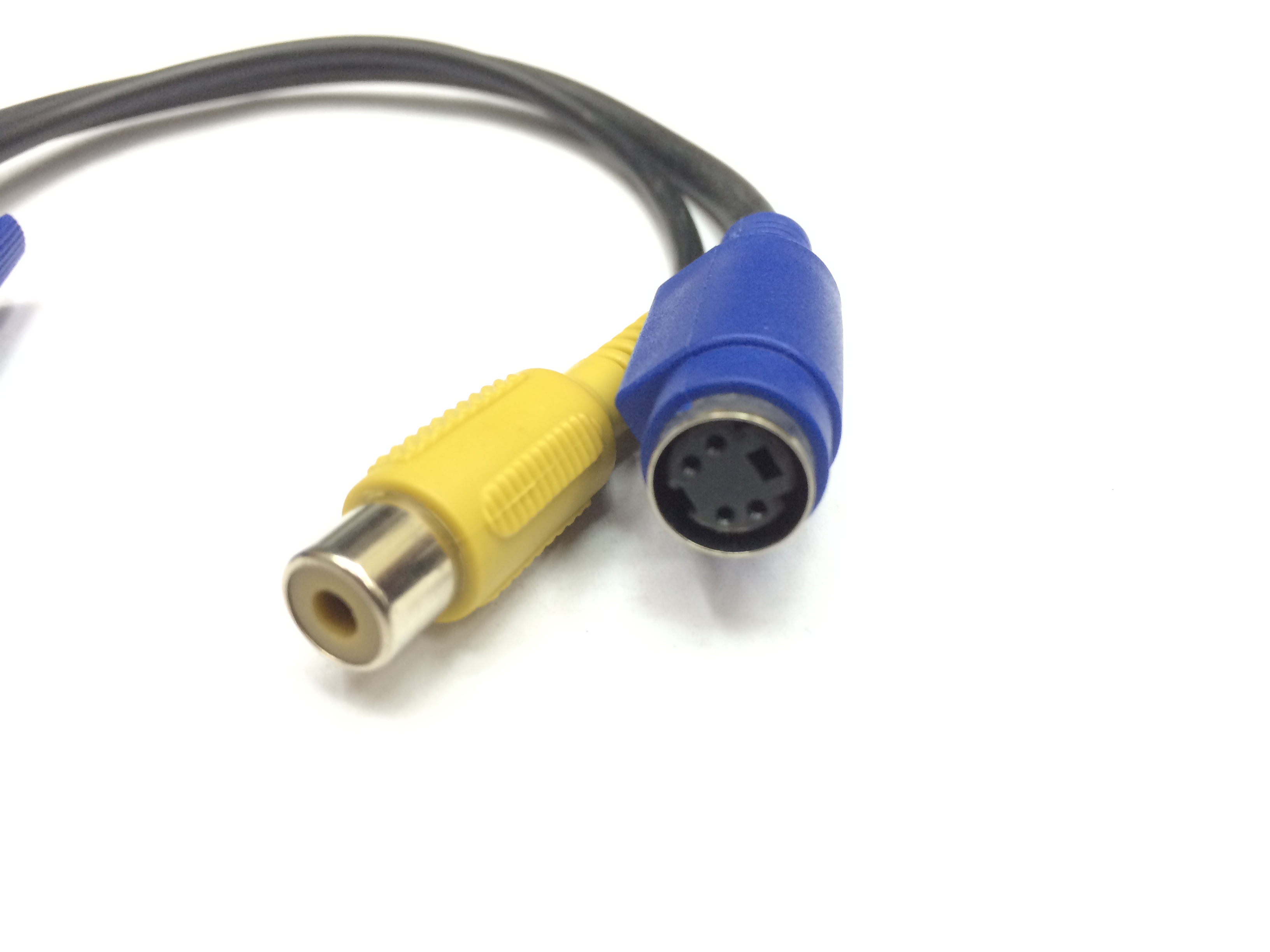 สาย VGA แปลงเป็น RCA / S-Video