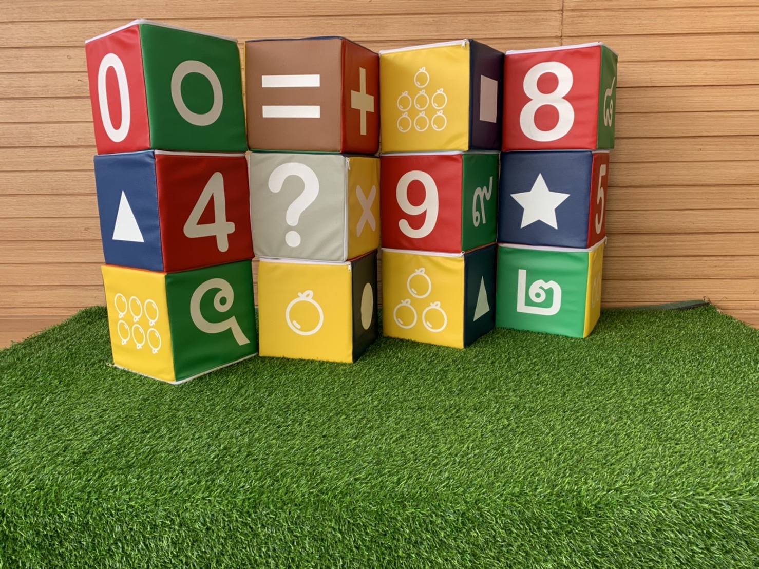 ลูกเต๋านุ่มนิ่ม ลูกเต๋า จำนวน 12 ลูก