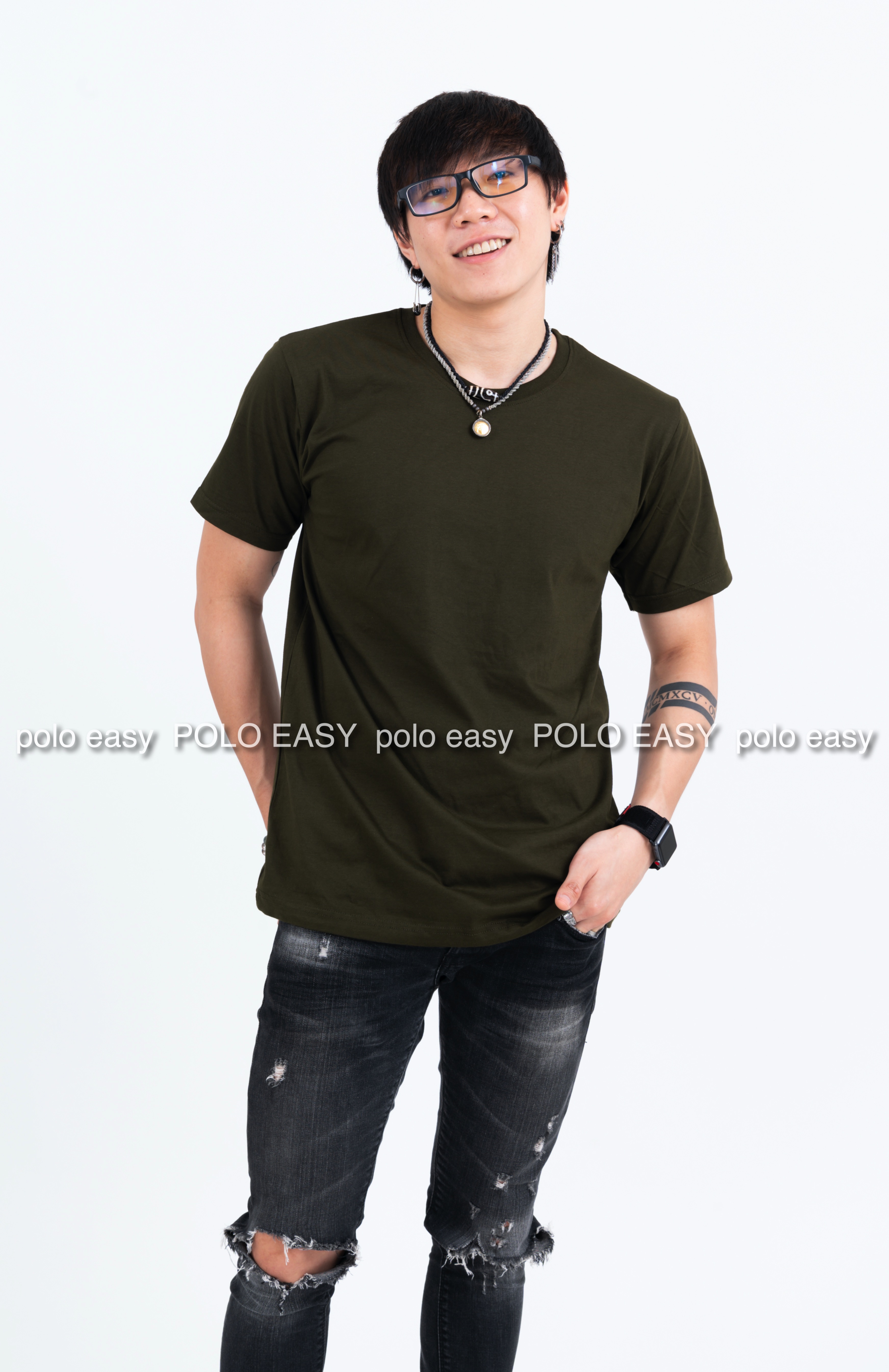 L เสื้อยืด สีเขียวขี้ม้า คอกลม แขนสั้น Size L