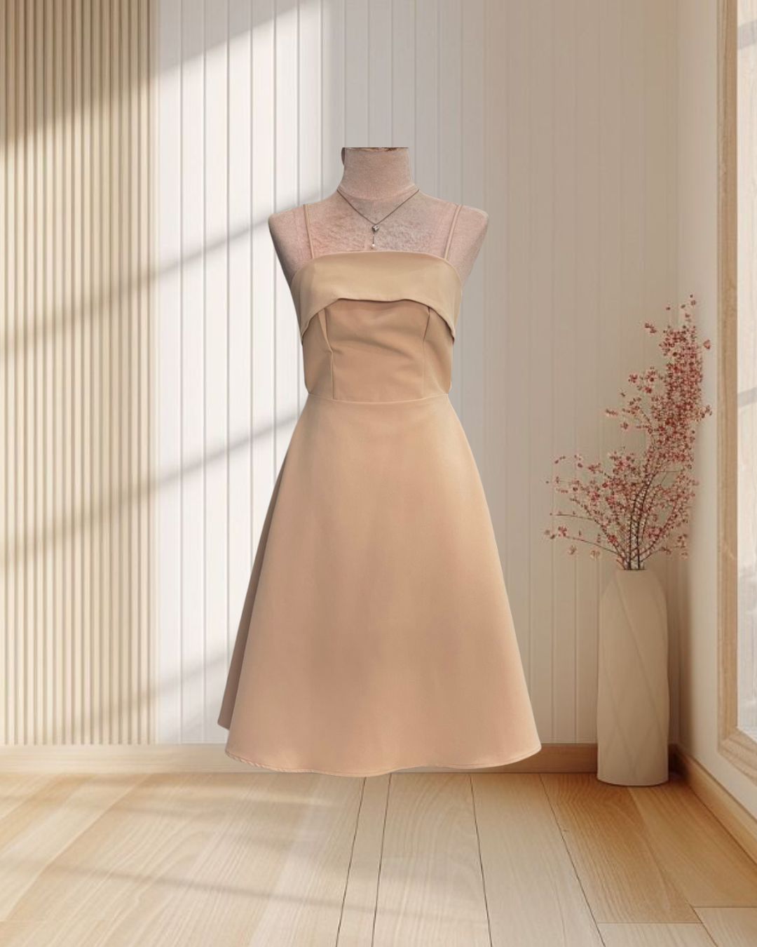 (PRE-LOVED) ราตรีสั้นสีน้ำตาล สายเดี่ยวผูกโบว์หลังผ้าโคโค่ ไซส์ S