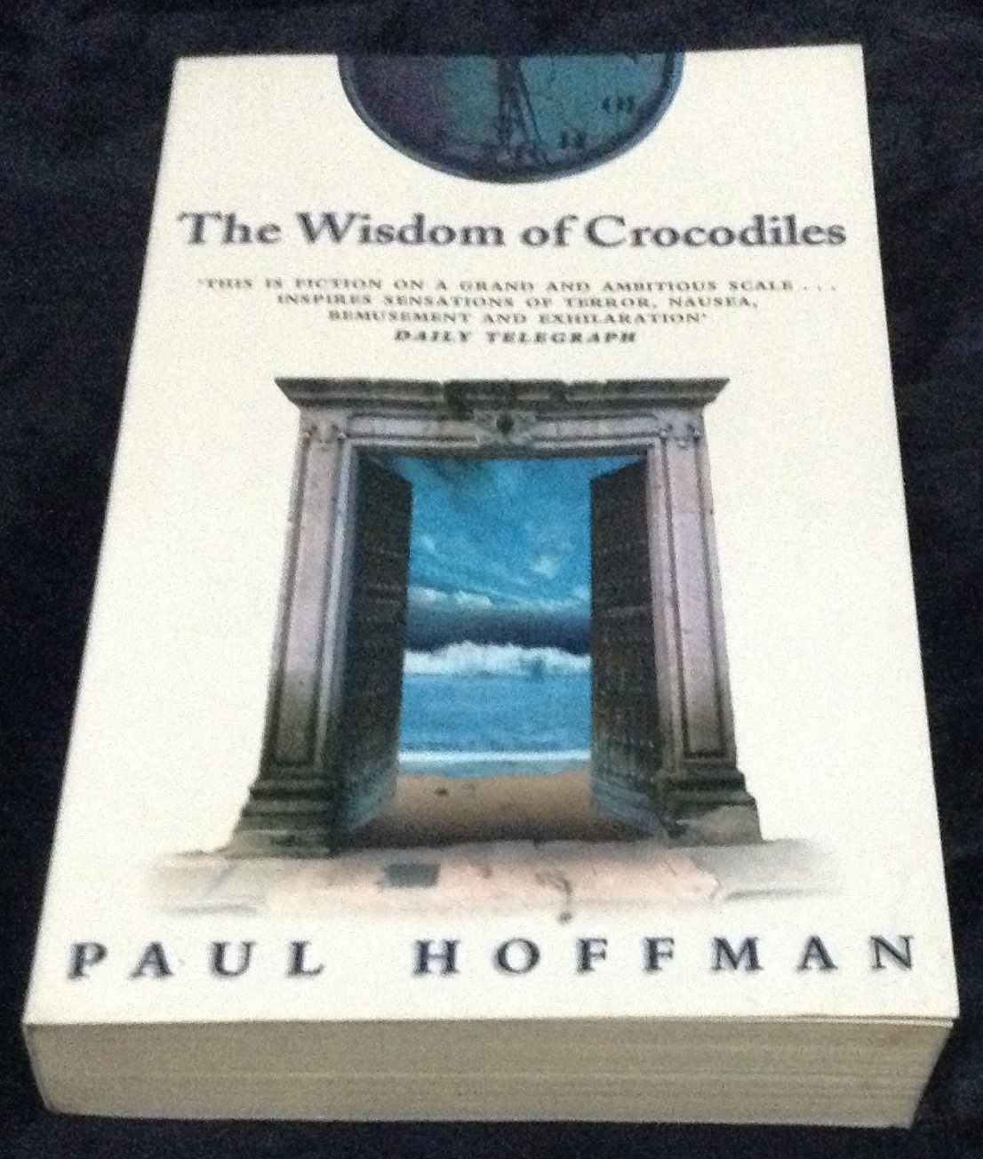 The Wisdom of Crocodiles by Paul Hoffman ราคา 220