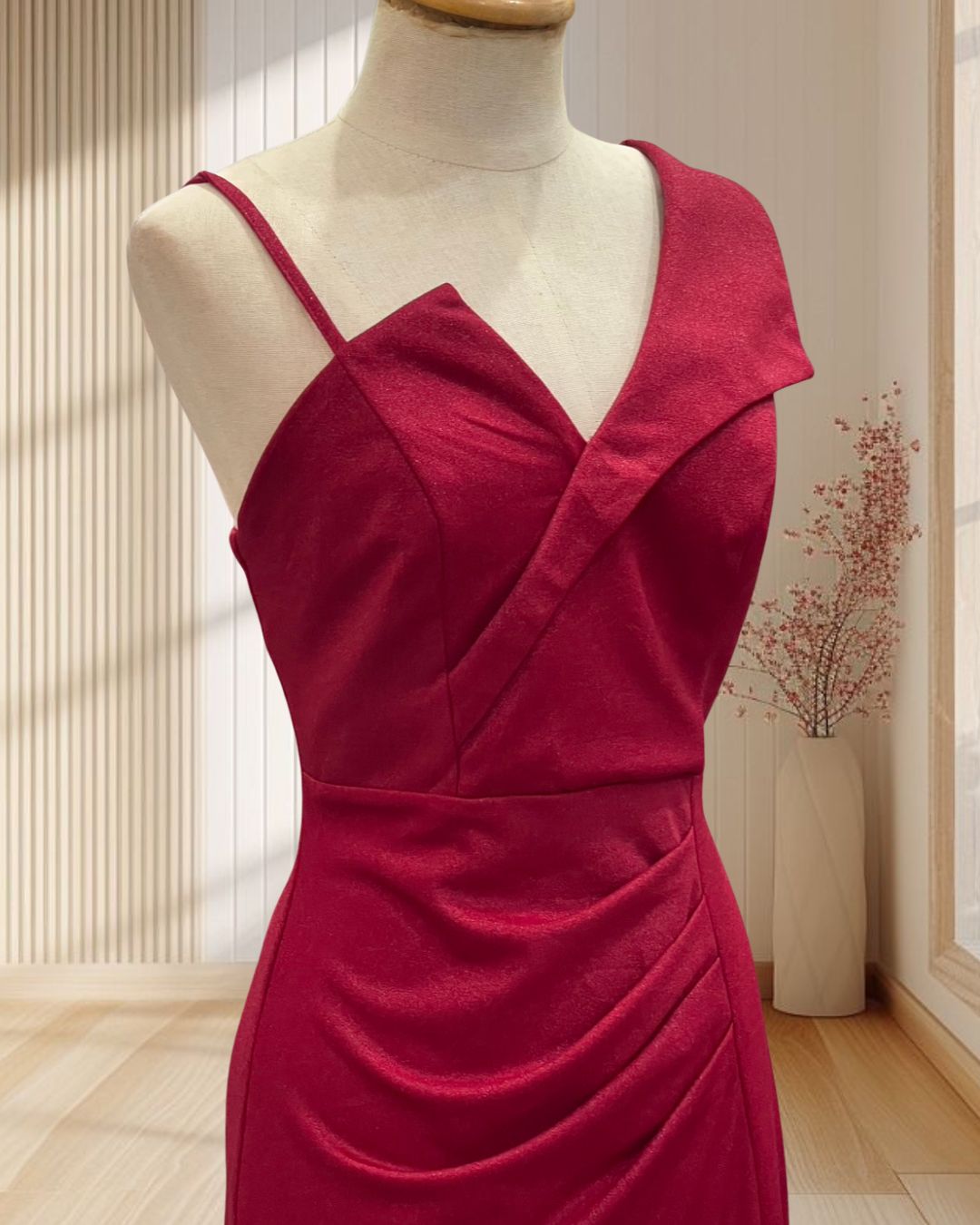 ราตรียาวสีแดง สายเดี่ยว1ข้าง สายใหญ่1ขาว ไซส์ L