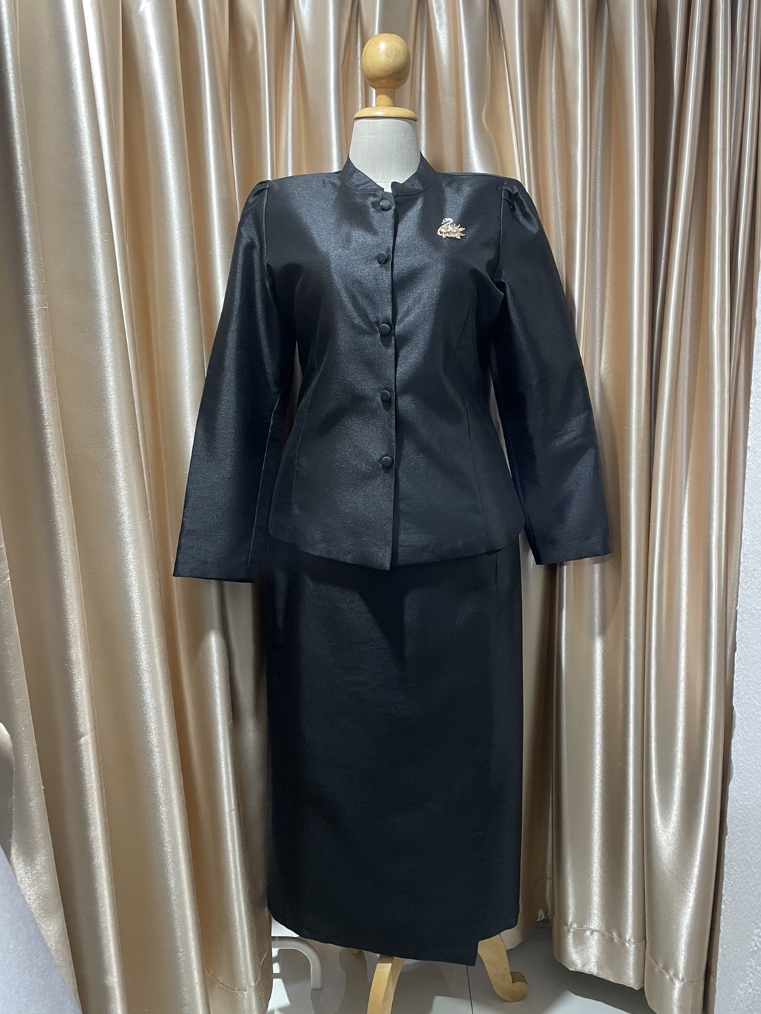 ชุดไทยจิตรลดาสีดำ (5XL)