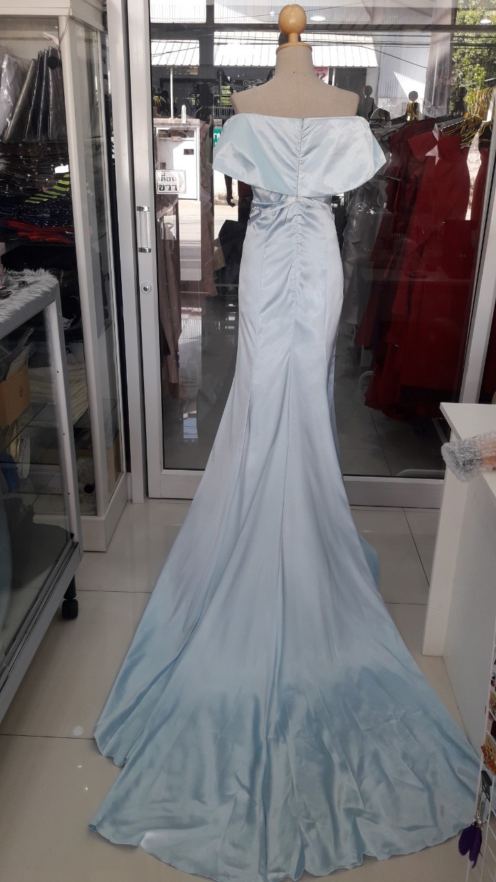 (PRE-LOVED) ยาวฟ้าปาดไหล่หางปลายาว (L)