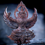 #พญาครุฑ รุ่นพลิกชีวิตฟื้นชะตา เนื้อชนวนโบราณ