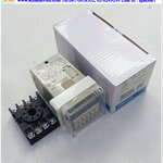 Timer Omron รุ่น DH48S-2Z + Socket รุ่น PF-083A, 0.01S - 99H99M, 220Vac