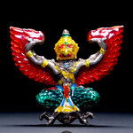 พญาครุฑแสนล้าน ปี 2560 เนื้อเงินลงยา หลวงปู่แสน วัดบ้านหนองจิก