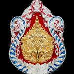 เหรียญเสมา พระพุทธชินราช จตุมหามงคล ๖๖๖ ปี เนื้อบรอนซ์ชุบเงินลงยาองค์พระชุบทอง หลังพญาครุฑ